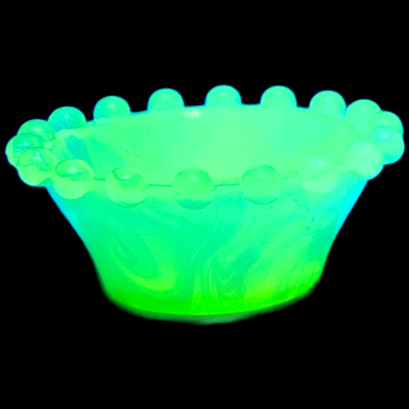 Open Salt Dish Candlewick Boyd Glass 2000 Lemon Splash Swirl Vaseline GLOWS - Picture 6 of 10